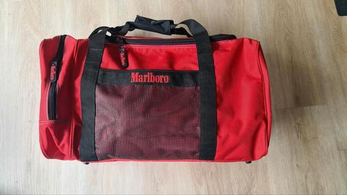 Marlboro weekendtas zeldzaam verzamel object, Verzamelen, Rookartikelen, Aanstekers en Luciferdoosjes, Nieuw, Overige typen, Ophalen of Verzenden