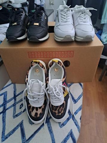Dames sneakers  beschikbaar voor biedingen