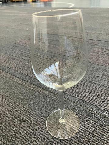 wijnglazen  35 cl  beschikbaar voor biedingen