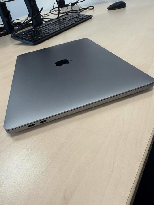 Macbook Pro (2022) 13” M2 8GB 512GB SSD, Computers en Software, Apple Macbooks, Zo goed als nieuw, 13 inch, Ophalen