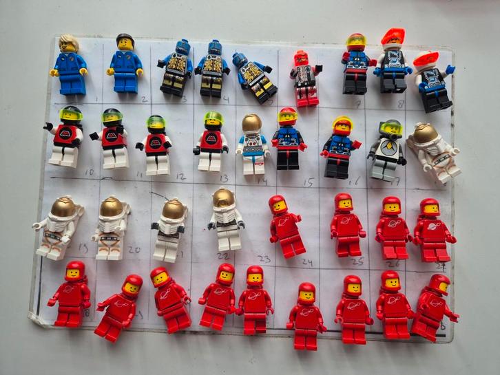 Lego classic space blacktron mtron ruimte ice poppetjes, Kinderen en Baby's, Speelgoed | Duplo en Lego, Zo goed als nieuw, Ophalen of Verzenden