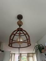 Industriële hanglamp met katrol, Huis en Inrichting, Lampen | Hanglampen, Ophalen, Zo goed als nieuw, Hout, 50 tot 75 cm