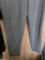 Zwart wit  ruitjes broek merk Magna elastische tailleband 5, Ophalen of Verzenden, Zo goed als nieuw, Zwart, Broek of Spijkerbroek