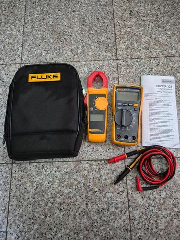 Fluke 117/323 Combo Kit Multimeter & Stroomtang beschikbaar voor biedingen