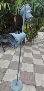 GRATIS VLOERLAMP, Huis en Inrichting, Lampen | Vloerlampen, Ophalen of Verzenden, Gebruikt, 150 tot 200 cm
