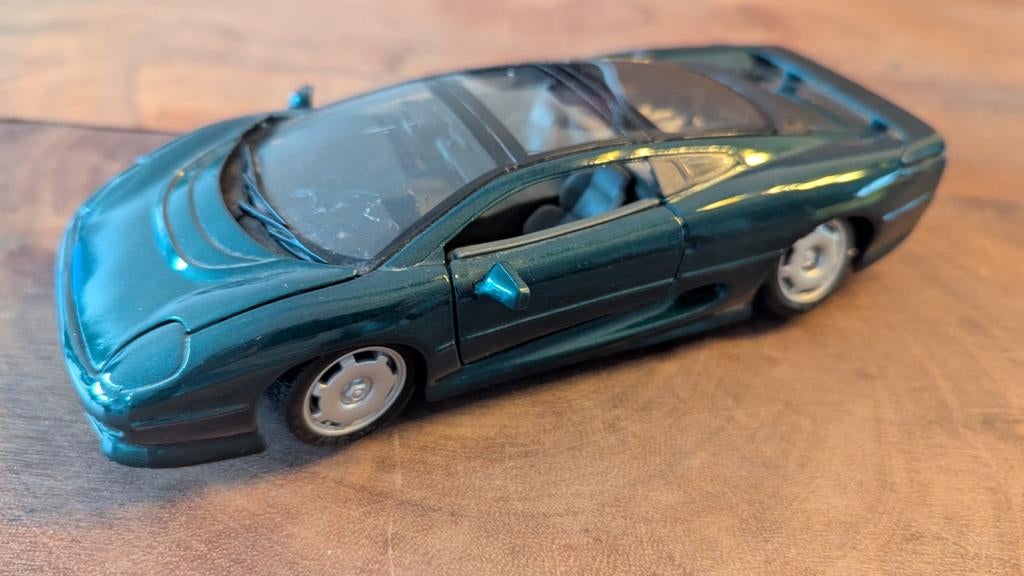 Groene Jaguar XJ220 Modelauto - Schaal 1:24, Ophalen of Verzenden, Gebruikt, Auto, Overige merken