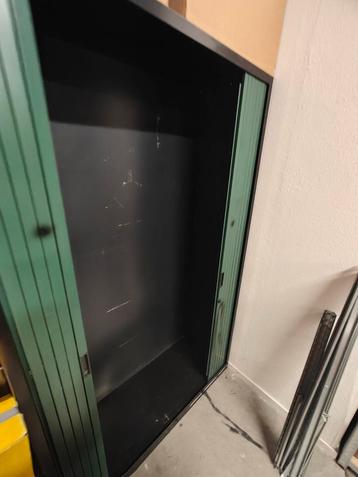 Archiefkast zwart groen - Roldeur kast  beschikbaar voor biedingen