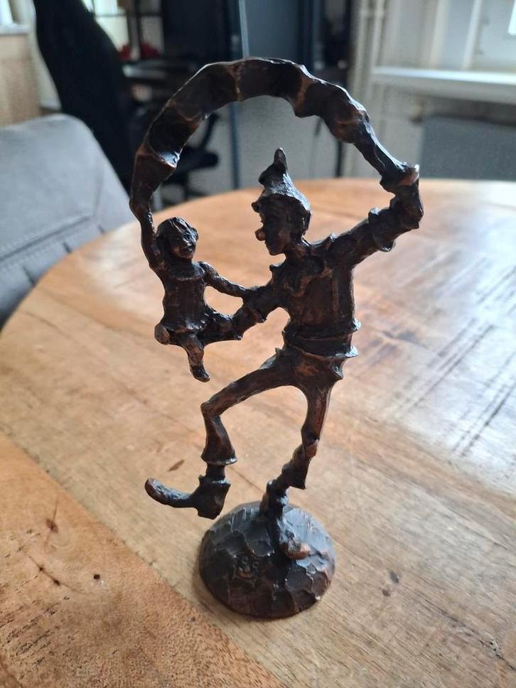 Bronzen beeldje: Clown met kind, Antiek en Kunst, Kunst | Beelden en Houtsnijwerken, Ophalen of Verzenden