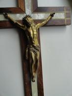 Fraai bewerkt Antiek Massief palissander houten kruisbeeld, Ophalen of Verzenden, Beeld(je)