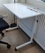 Klein, verstelbaar bureau, Huis en Inrichting, Bureaus, Ophalen, In hoogte verstelbaar, Gebruikt, Bureau