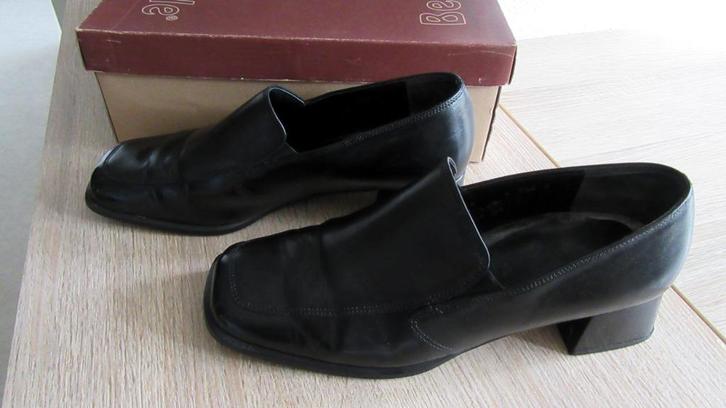 zwarte leren damesschoenen, Kleding | Dames, Schoenen, Zo goed als nieuw, Zwart, Ophalen of Verzenden