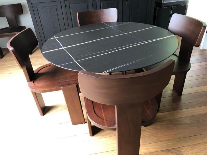 4 retro massief houten brutalist eetkamerstoelen, Huis en Inrichting, Stoelen, Gebruikt, Hout, Bruin, Ophalen