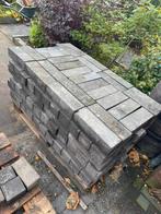 Ze liggen klaar! Oprit/terras stenen., Ophalen, Zo goed als nieuw, Beton, Klinkers