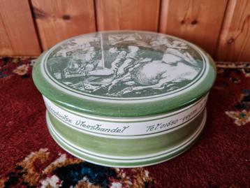 Roosendaalse Veeshandel  Vintage schaal met deksel  beschikbaar voor biedingen