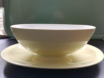 2  mooie sauskommen van Regout Maastricht jaren 50 beschikbaar voor biedingen