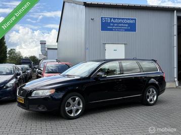 Volvo V70 2.5T Summum Automaat, 5 cilinder, Leder, Navi beschikbaar voor biedingen