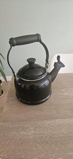 Le creuset demi fluitketel 1,1l, Huis en Inrichting, Keuken | Potten en Pannen, Ophalen, Gebruikt, Rvs, Koekenpan of Braadpan