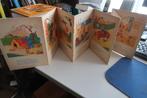 Uitklapboek-14 kartonnen bladen ,afm. 15x20 cm ,jaren 50, Ophalen of Verzenden, Gelezen, Fictie algemeen