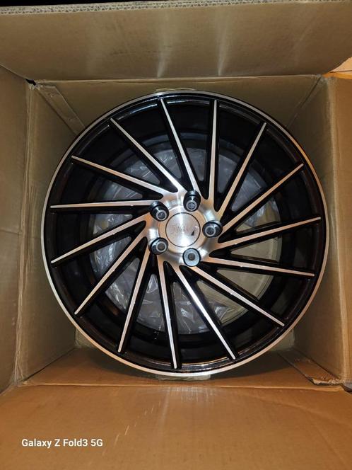 Nieuwe 19 inch velgen voor o.a Alfa Giulietta, Auto-onderdelen, Banden en Velgen, Velg(en), Zomerbanden, 19 inch, 225 mm, Nieuw