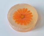 zeep met bloem, ook leuk als cadeau, €4,50 incl verzenden, Verzenden, Nieuw, Bad & Douche