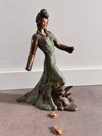 Bronzen of koperen? vrouw figuur voor restauratie,, Antiek en Kunst, Ophalen of Verzenden, Brons