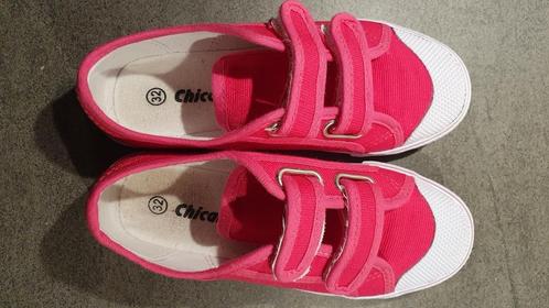 Roze gymschoenen maat 32, Kinderen en Baby's, Kinderkleding | Schoenen en Sokken, Zo goed als nieuw, Sportschoenen, Meisje, Ophalen of Verzenden