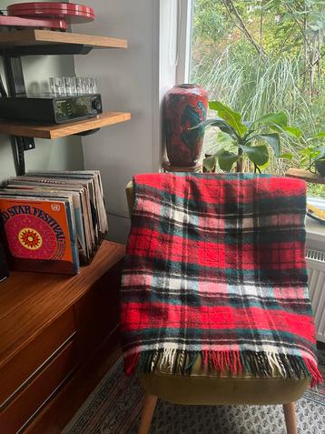 Wollen Baby Deken 90x70 beschikbaar voor biedingen