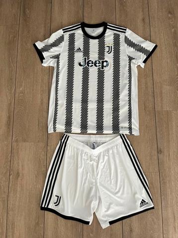 Origineel Juventus voetbalset, shirt broek, Maat XL, Wit beschikbaar voor biedingen
