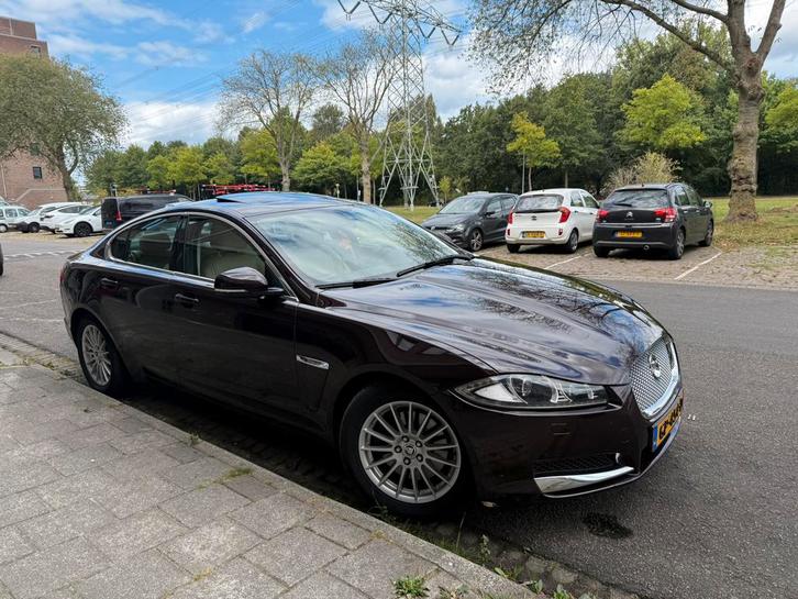 Jaguar XF 2.2 D AUT 140KW inruil mogelijk, Auto's, Jaguar, Particulier, XF, Diesel, B, Sedan, Automaat, Geïmporteerd, Rood, Beige