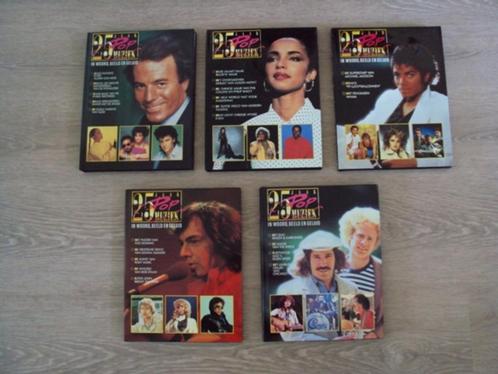 5 nwe boeken 25 jaar popmuziek 1 dubbel LP Lekturama muziek, Boeken, Muziek, Nieuw, Algemeen, Ophalen of Verzenden
