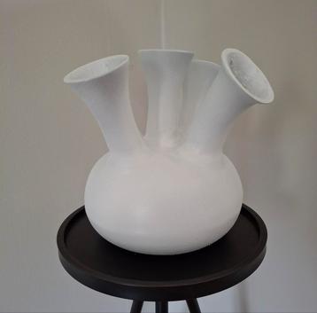 Kleine Bombyxx toetervaas 22x24cm  beschikbaar voor biedingen