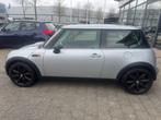 Mini Mini 1.6 One Salt NW. APK BJ 2002 !!!, Auto's, Mini, Voorwielaandrijving, Gebruikt, Metallic lak, 4 cilinders