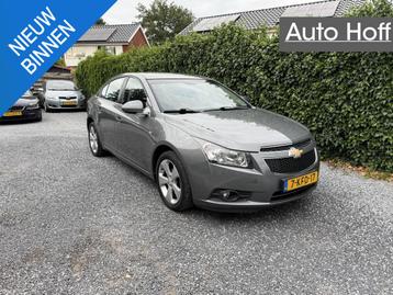 Chevrolet Cruze 1.8 LT | Leer | Navi | Autom. Airco | Cruise beschikbaar voor biedingen
