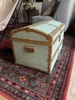 Hutkoffer verkleedkist, Huis en Inrichting, Woonaccessoires | Kisten, Ophalen, Gebruikt, Minder dan 50 cm, Minder dan 50 cm