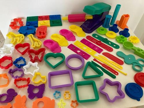 Play-Doh fun factory persmachine, mallen & vormen voor klei, Kinderen en Baby's, Speelgoed | Educatief en Creatief, Zo goed als nieuw