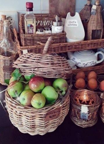 Heel veel Rivièra Maison rustic rattan  beschikbaar voor biedingen