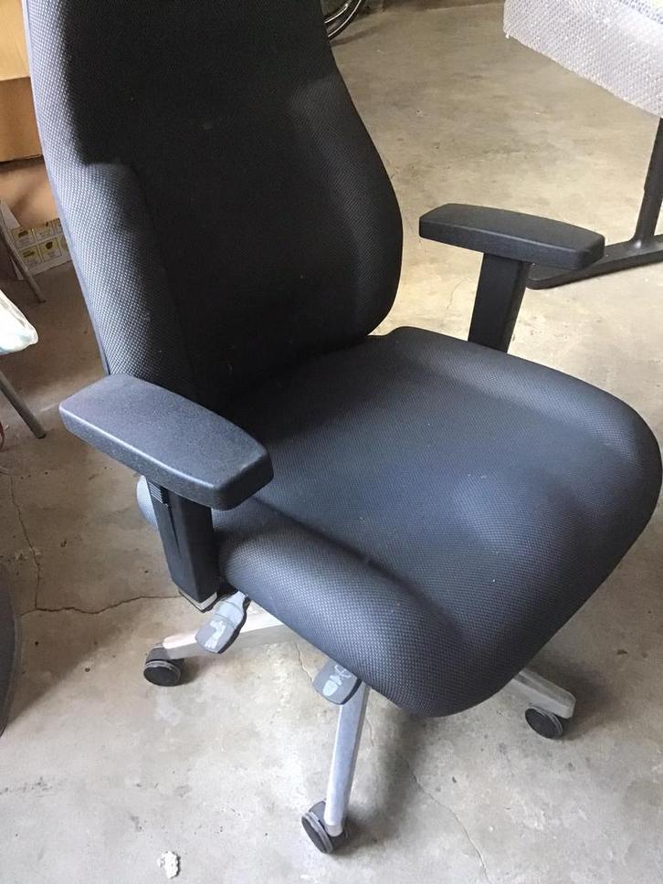 Ergonomische bureaustoel, Huis en Inrichting, Bureaustoelen, Zo goed als nieuw, Bureaustoel, Grijs, Ergonomisch, Ophalen
