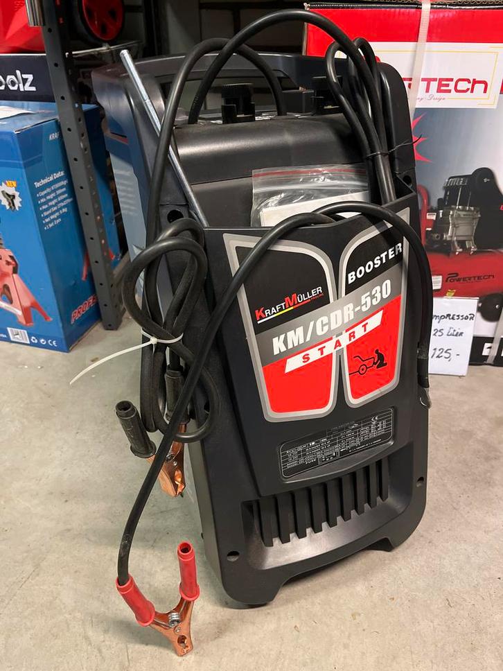 Nieuwe Km-cdr 530 acculader booster, Auto-onderdelen, Accu's en Toebehoren, Universele onderdelen, Nieuw, Ophalen of Verzenden
