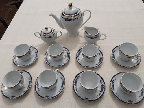 Eet / Ontbijt en Koffieservies Dutch Fine Porcelain, Antiek en Kunst, Antiek | Servies compleet, Ophalen