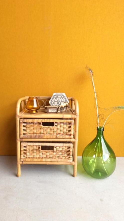 Vintage rotan manou lade kastje met 2 mandjes, nachtkastje, Huis en Inrichting, Woonaccessoires | Schalen en Manden, Gebruikt
