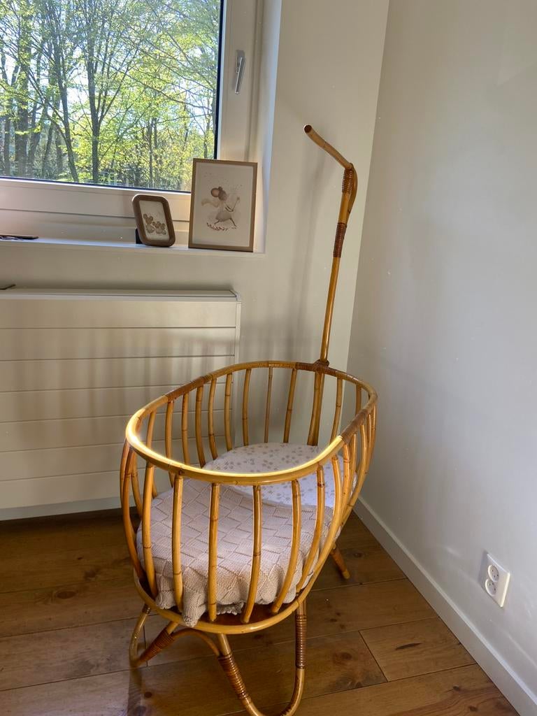 Vintage rotan wieg, Kinderen en Baby's, Ophalen, Zo goed als nieuw, Wieg