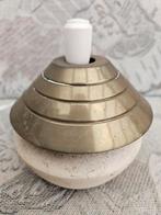 Retro asbak met deksel, Ophalen