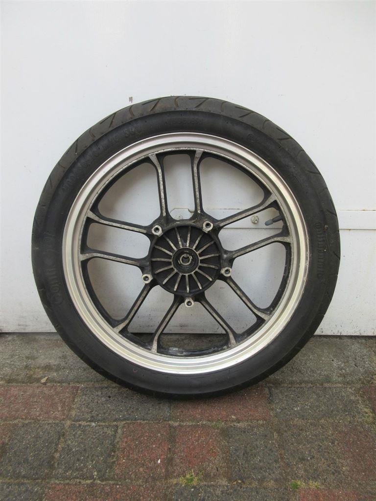 Honda VF500C voorwiel VF 500 voor wiel velg Magna V30 PC13, Motoren, Ophalen of Verzenden