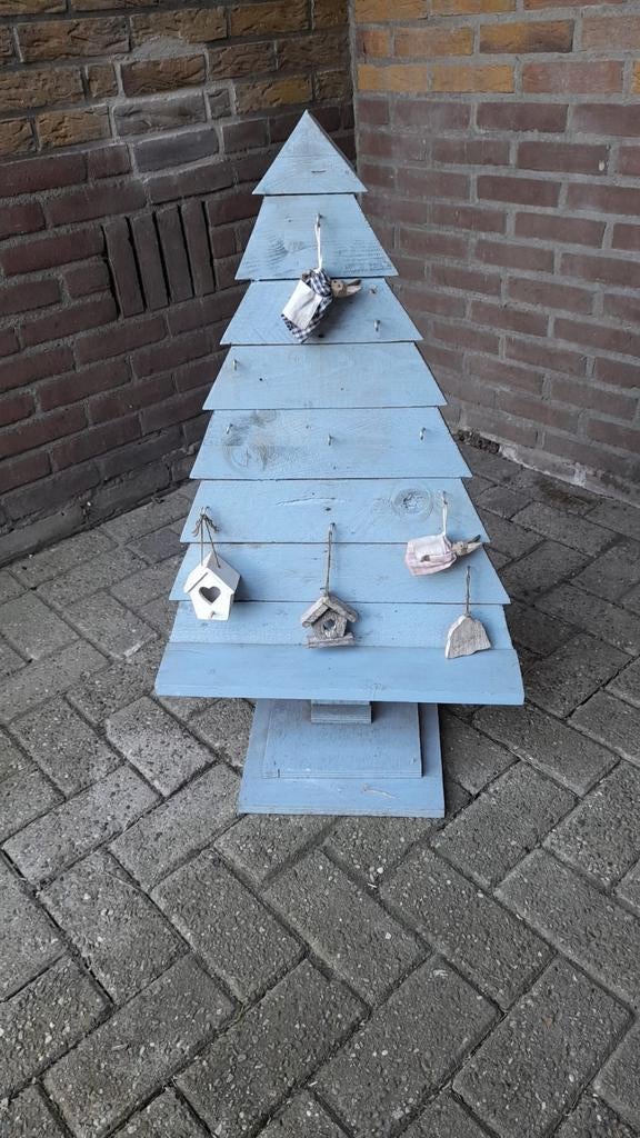 Houten kerstboom, Diversen, Ophalen