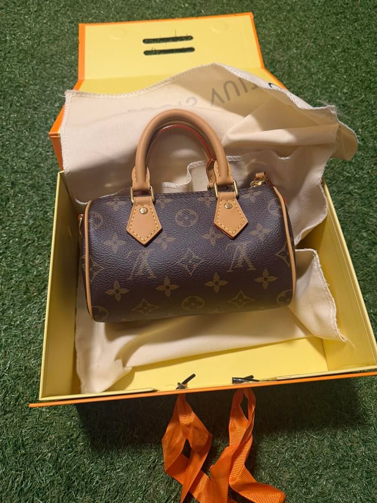 Louis Vuitton Tasje, Verzenden, Zo goed als nieuw, Bruin, Schoudertasje