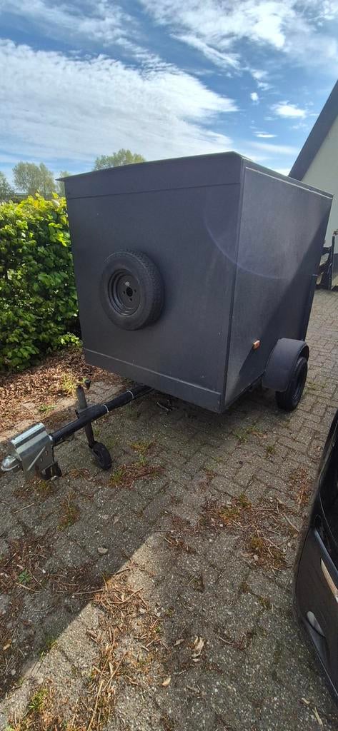Gesloten aanhangwagen. Stalen opbouw., Auto diversen, Aanhangers en Bagagewagens, Ophalen, Gebruikt