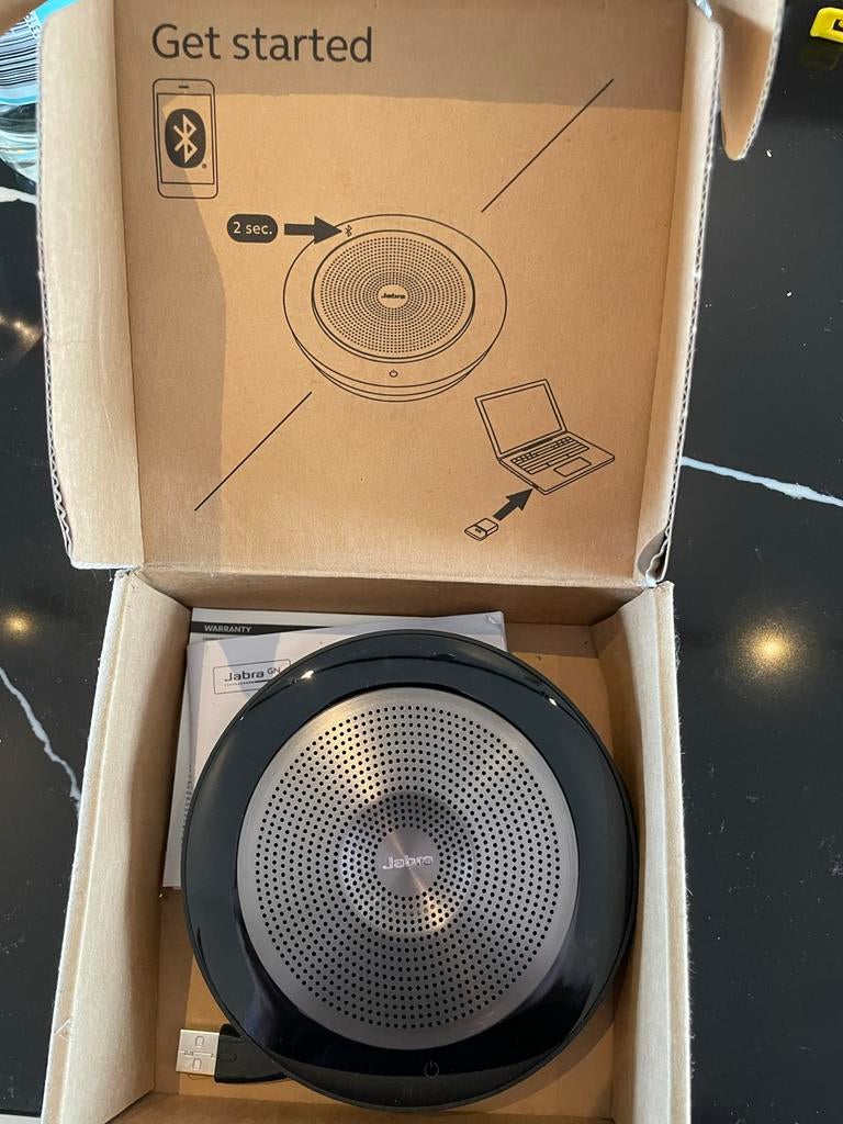 Jabra Speak 750 Speakerphone – Unified Communications-gecertificeerde Draagbare Conferentiespeaker met Bluetooth Adapter en USB – Verbind met Laptops, Smartphones en Tablets