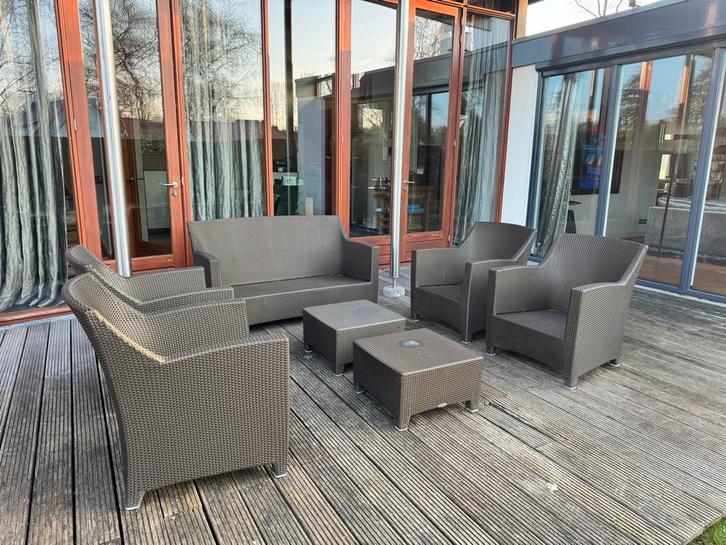 Complete tuinset Dedon inclusief witte kussens, Tuin en Terras, Tuinsets en Loungesets, Gebruikt, Tuinset, Wicker, 6 zitplaatsen