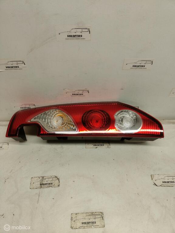 Achterlicht rechts Renault Kangoo ('11), Auto-onderdelen, Verlichting, Gebruikt, Renault, Ophalen of Verzenden, Renault