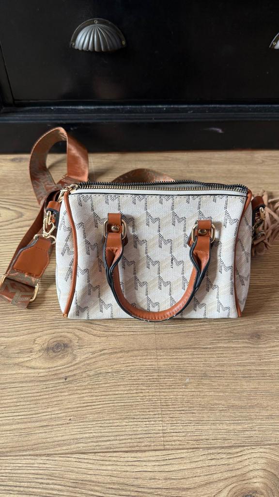 Maxfly Handtas - Stijlvol en Compact, Ophalen, Zo goed als nieuw, Beige, Handtas